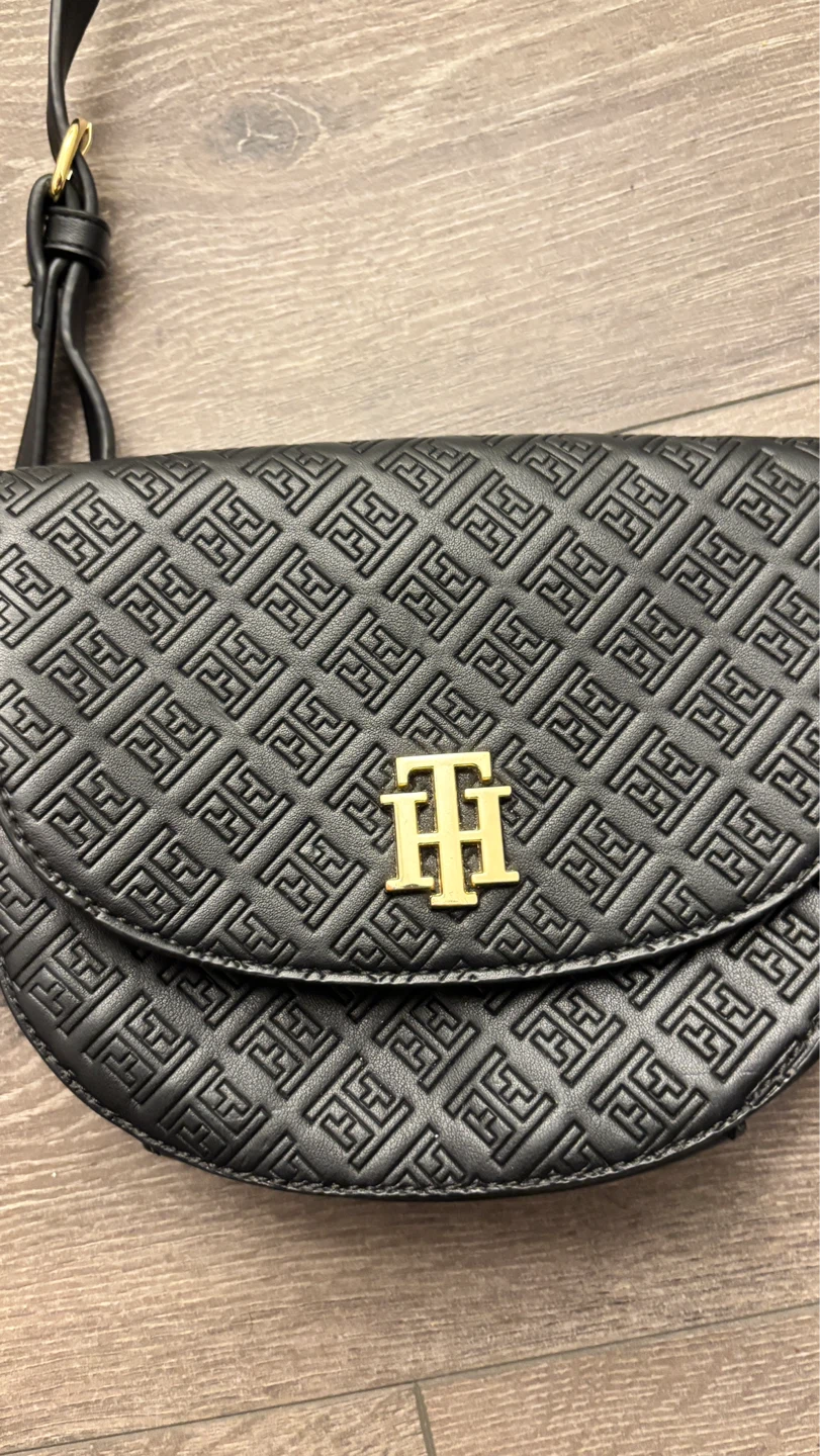Tommy Hilfiger Black Crossbody Bag - photo 2