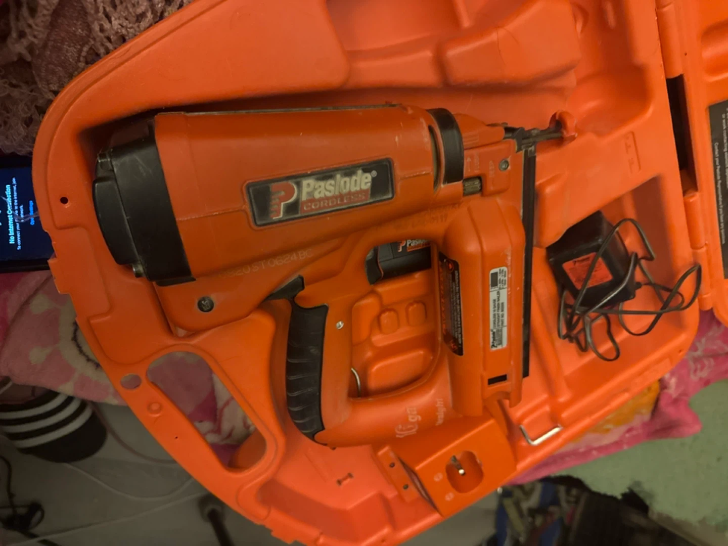 Paslode 16 GA Cordless Straight Finish Nailer - photo 3