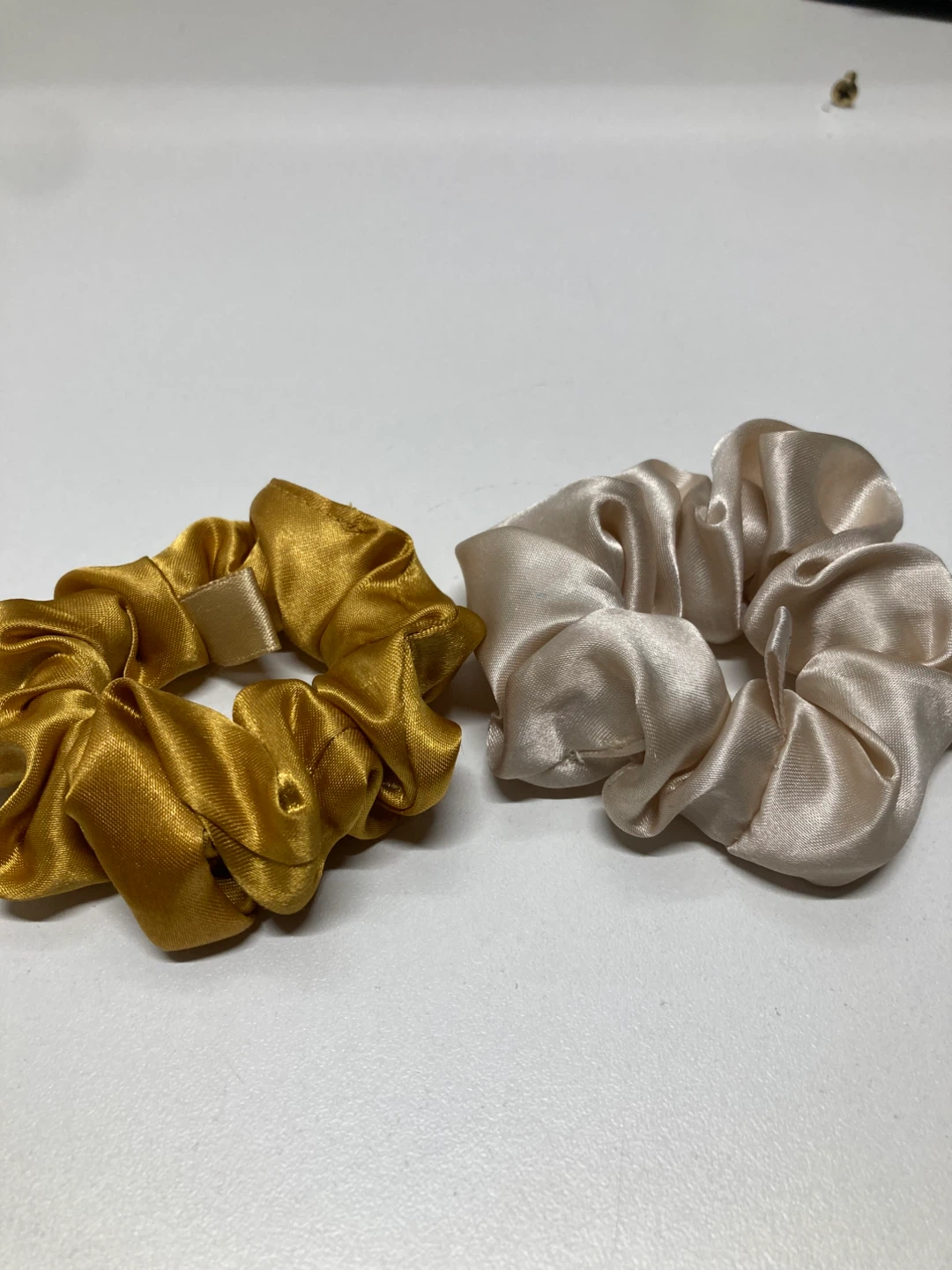 Set of 2 Satin Scrunchies - Gold & Cream