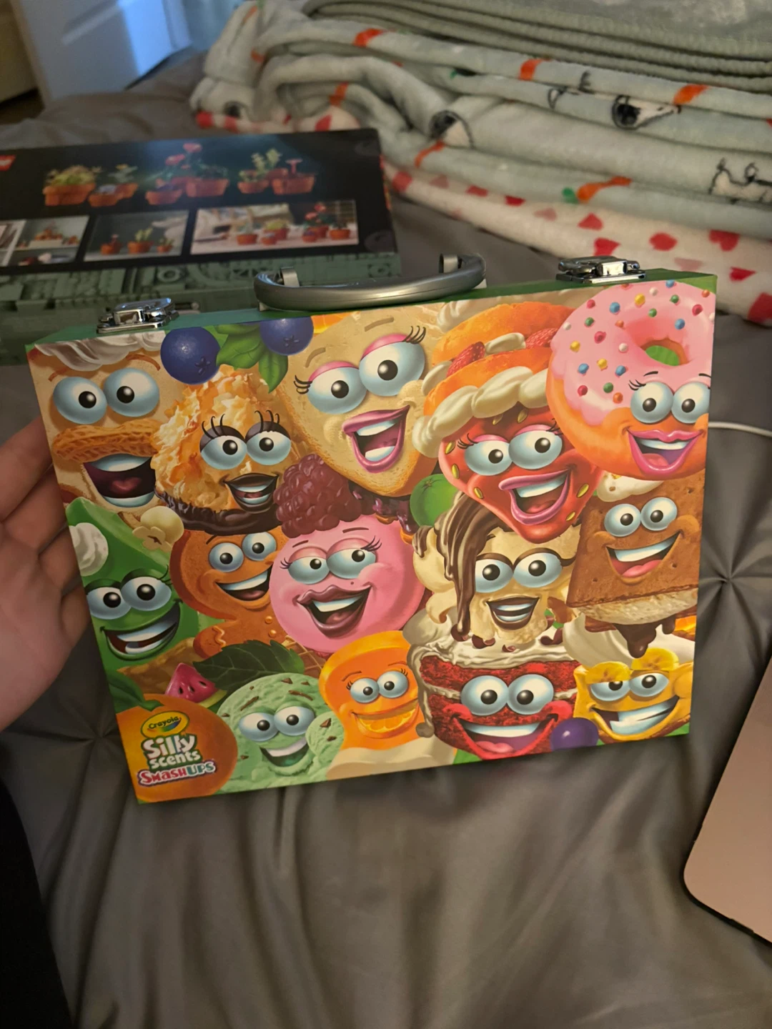 Crayola Silly Scents Smash-Ups Art Case - photo 3