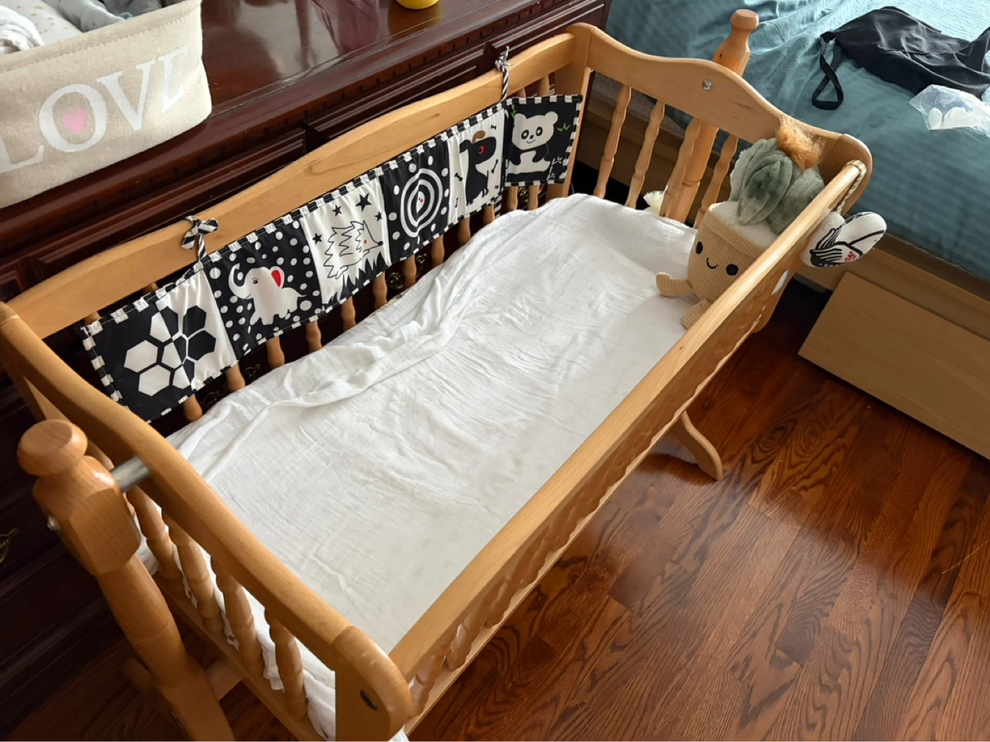 Wooden Baby Bassinet/Cradle - photo 3