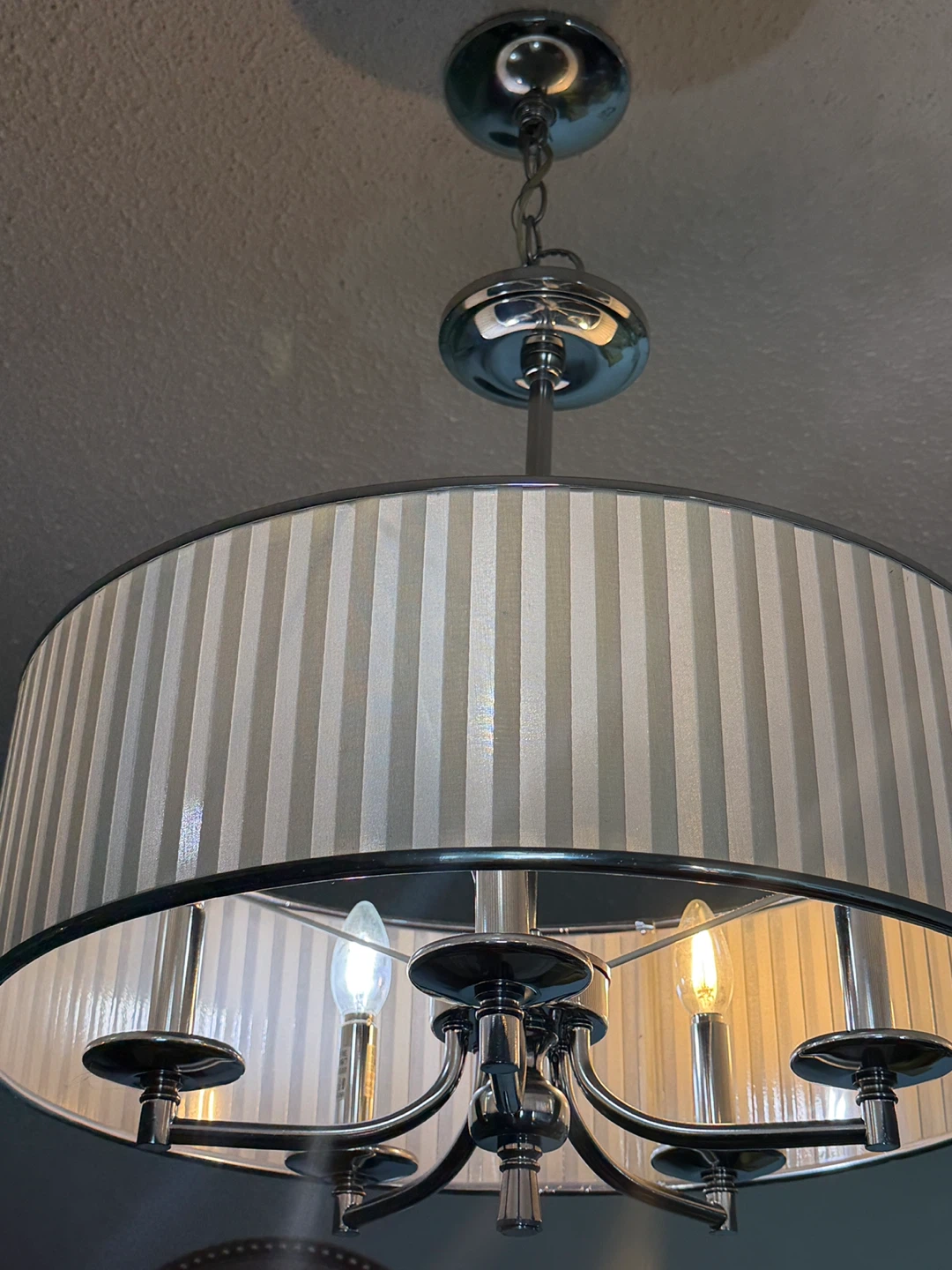 Drum Shade Chandelier with bulbs - photo 3