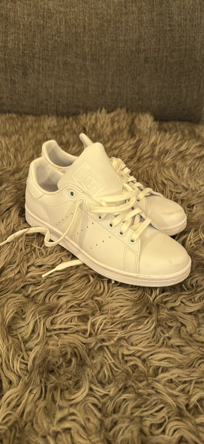 Adidas Stan Smith White Leather Sneakers - photo 2