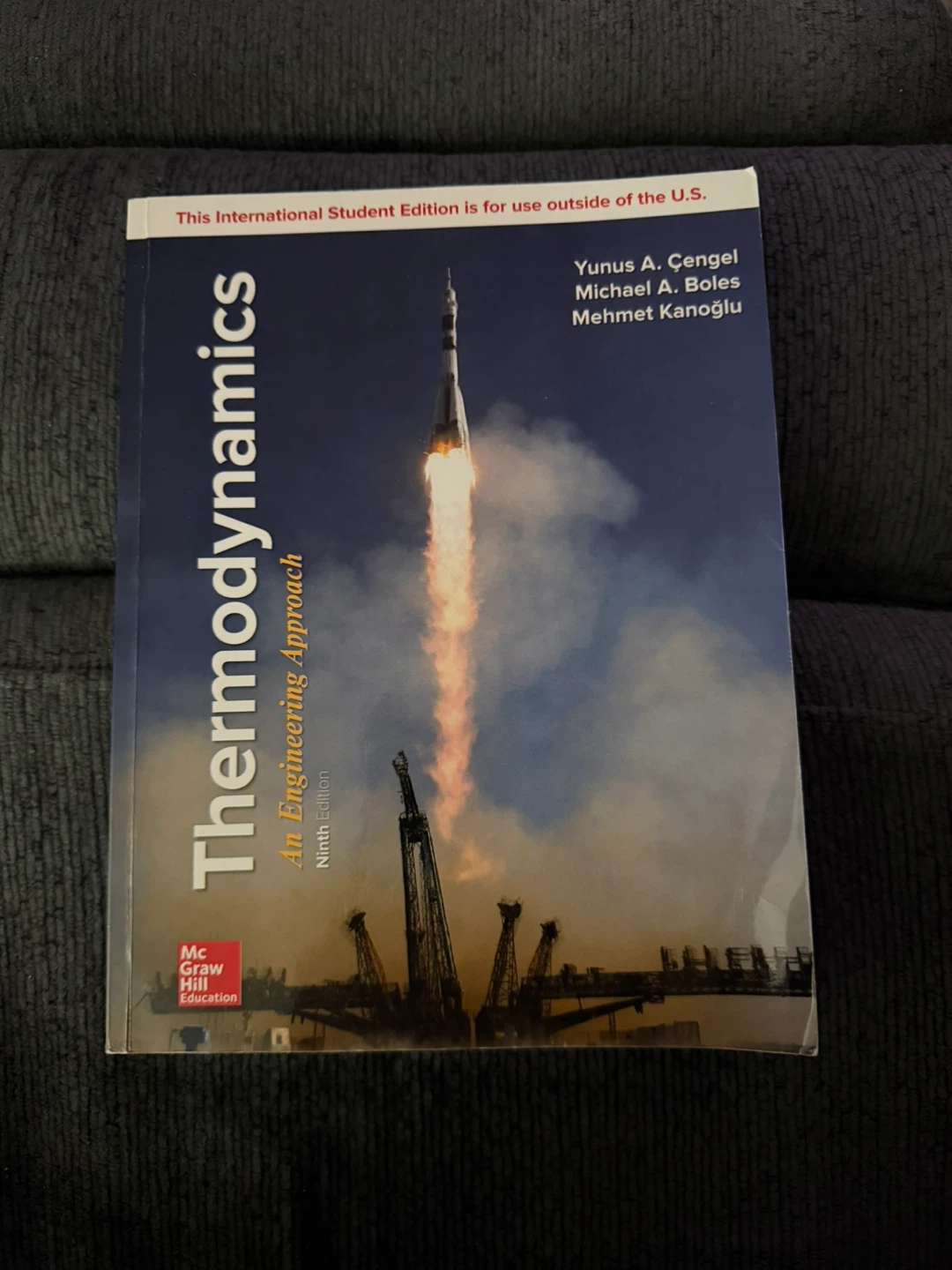 Thermodynamics: An Engineering Approach, Ninth Edition Textbook