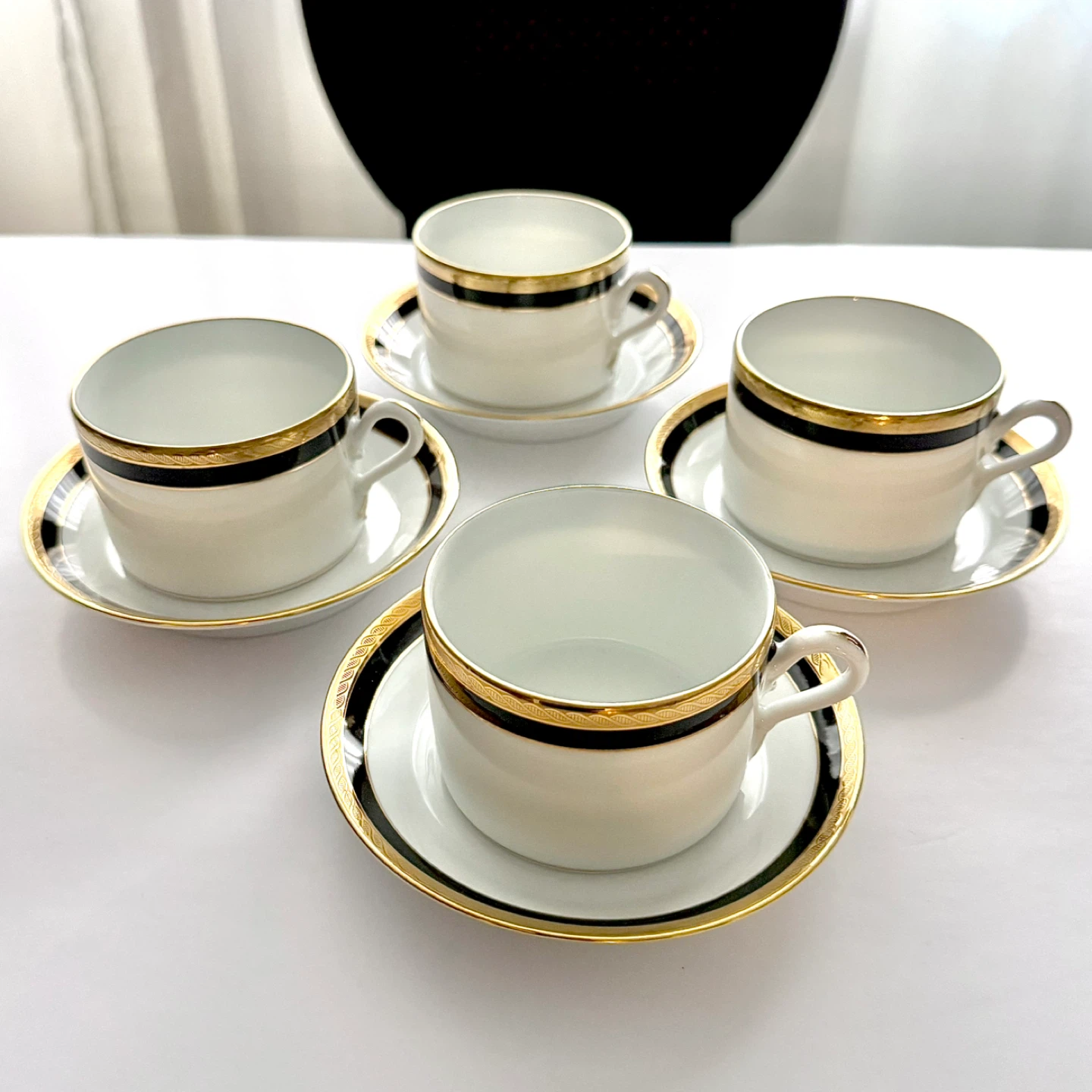 Set of 4 Richard Ginori Black Palermo cups and saucers