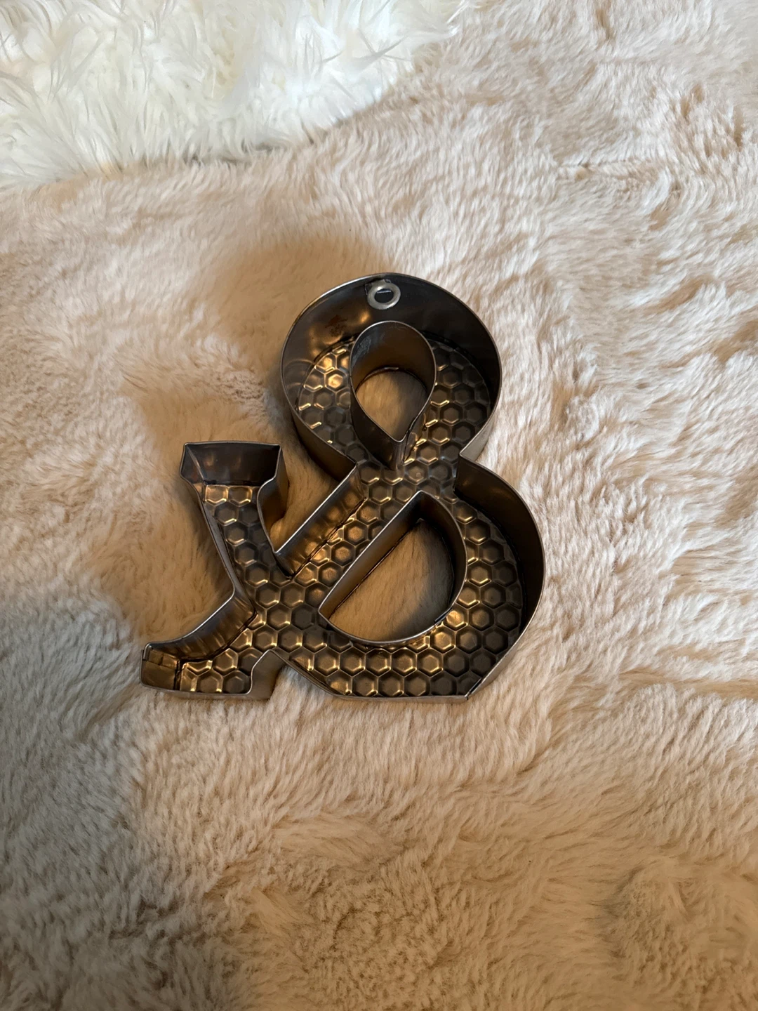 Gold Honeycomb Ampersand Decorative Sign - photo 2