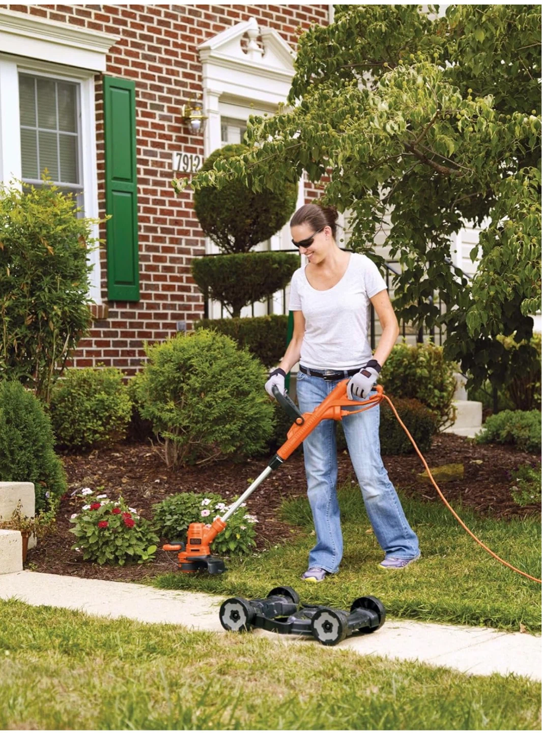Black+Decker Electric Lawn Mower - photo 5
