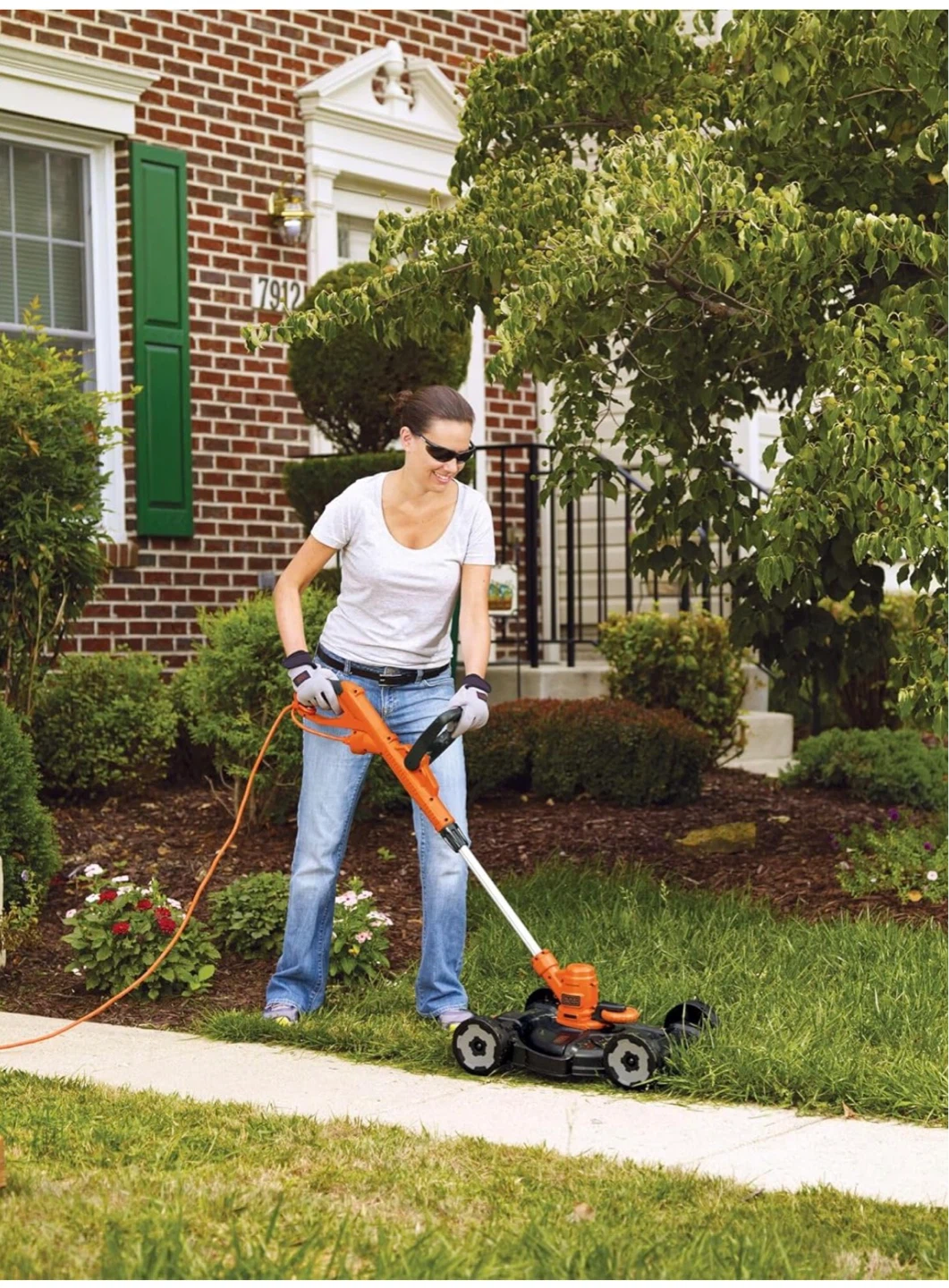 Black+Decker Electric Lawn Mower - photo 3