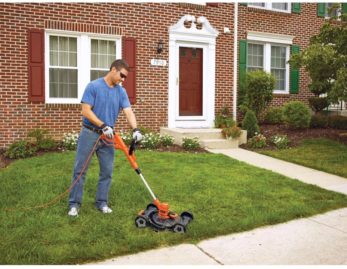 Black+Decker Electric Lawn Mower - photo 4