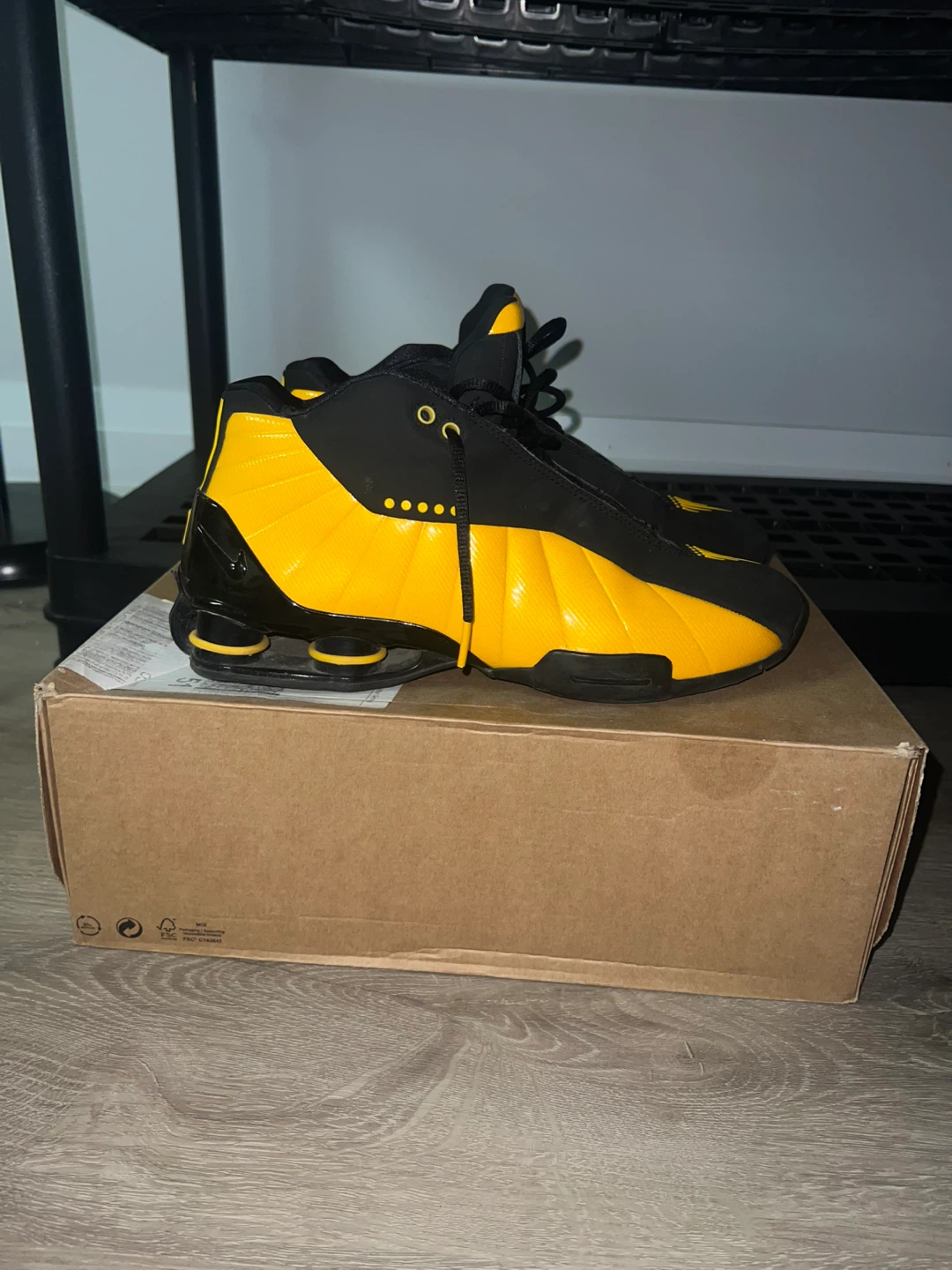 Nike Shox MZ Basketball Shoes - Men's Size 10 - photo 2