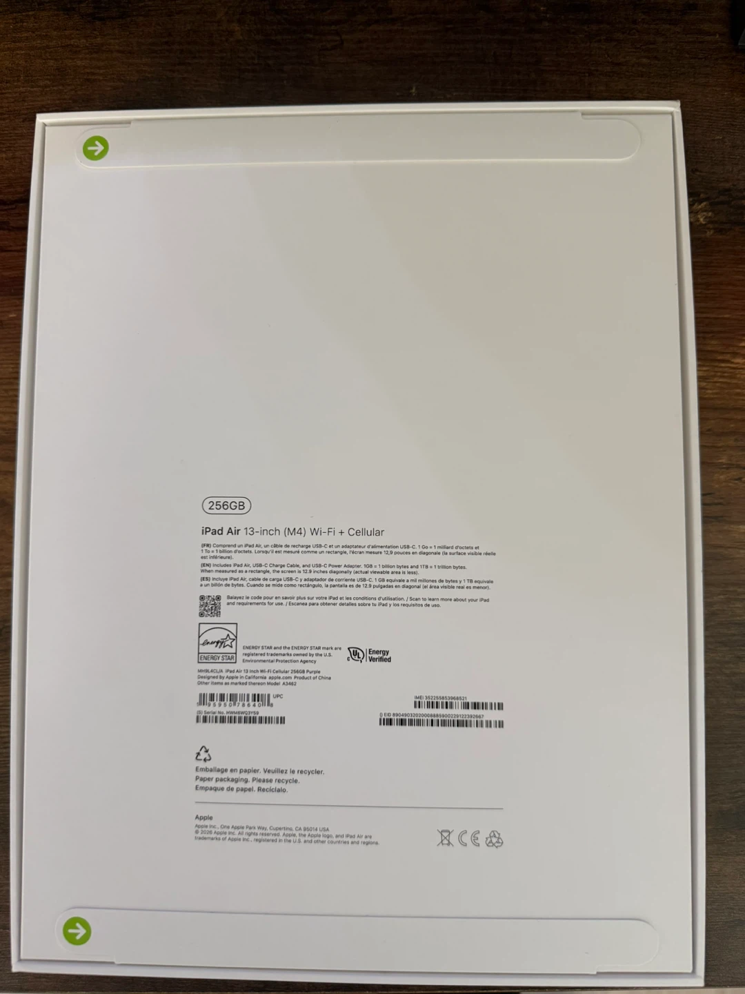 Apple iPad Air 13-inch +  Smart Folio - Light Violet