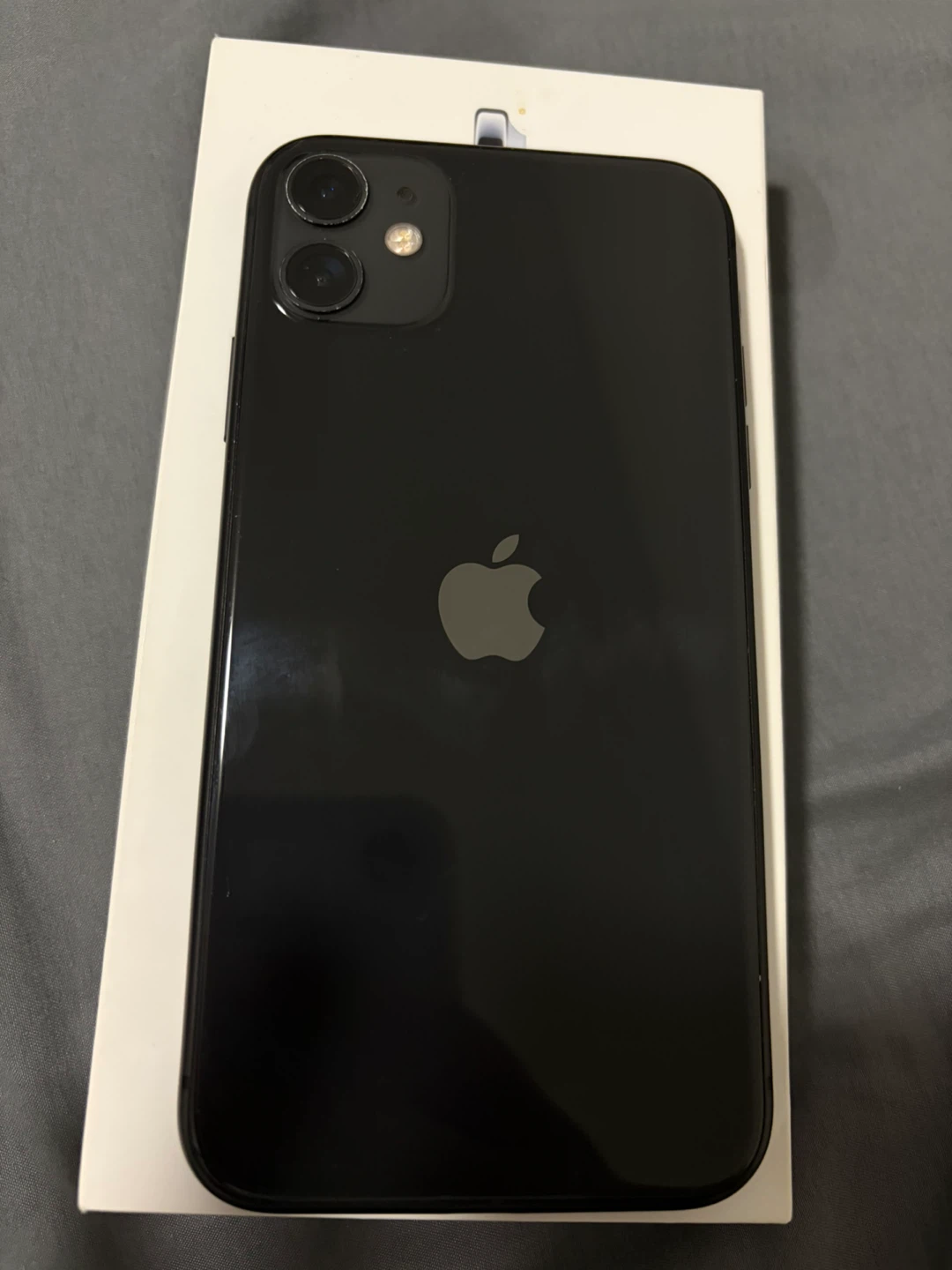Apple iPhone 11 Black  negotiable - photo 2