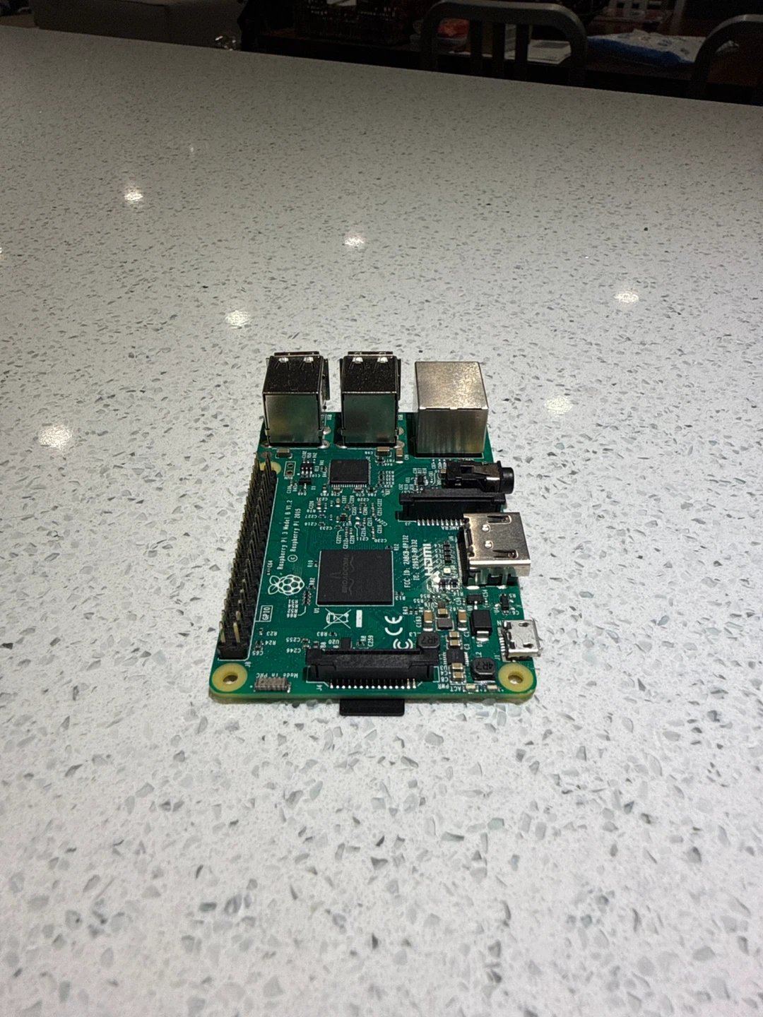 Raspberry Pi 3 Model B+ - NO SD CARD :D - photo 4