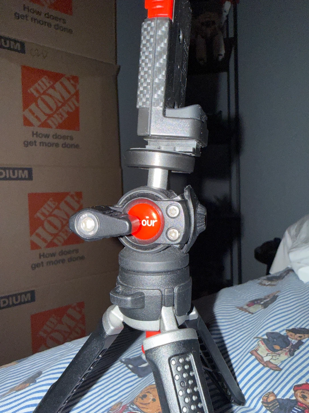 E-Tour small tripod for iPhone/camera - photo 2