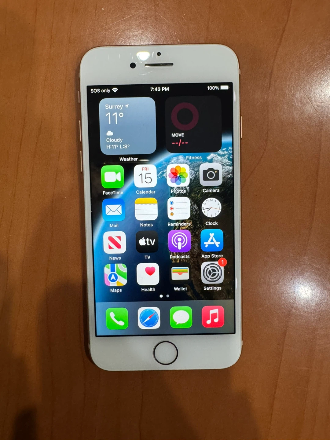 Apple iPhone 8 - Gold