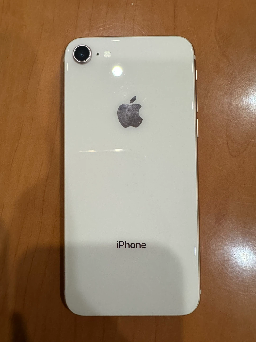 Apple iPhone 8 - Gold - photo 4