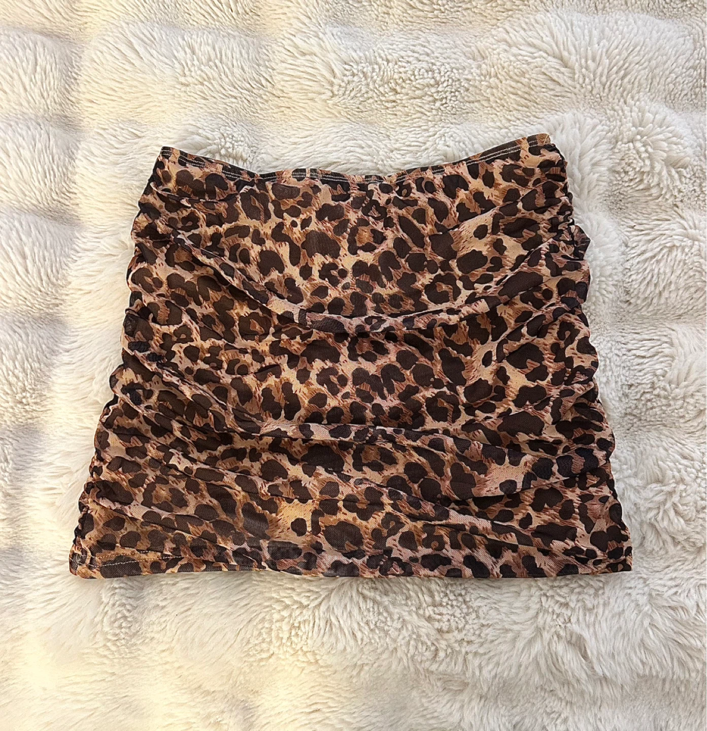 Women's Ruched Leopard Print Mini Skirt