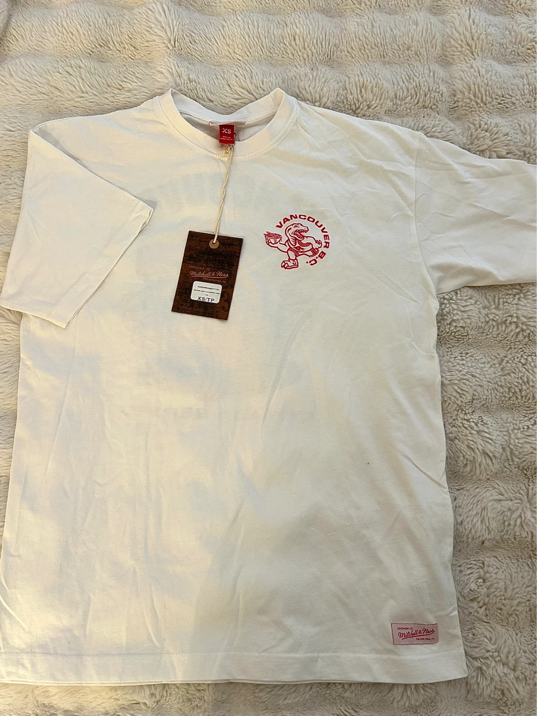 Mitchell & Ness Vancouver Canada Series T-Shirt