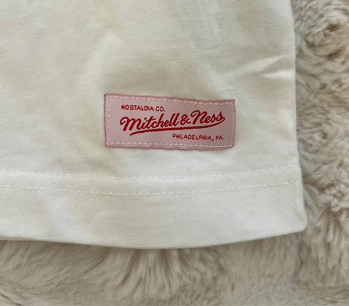 Mitchell & Ness Vancouver Canada Series T-Shirt - photo 5