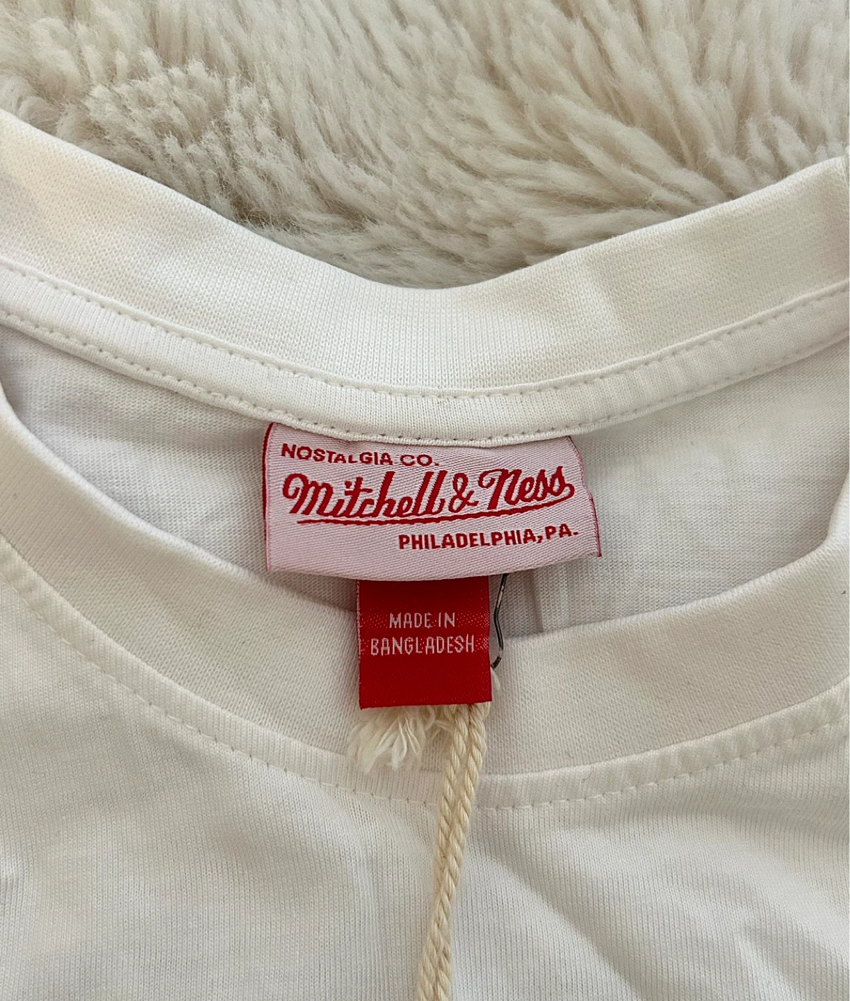 Mitchell & Ness Vancouver Canada Series T-Shirt - photo 4