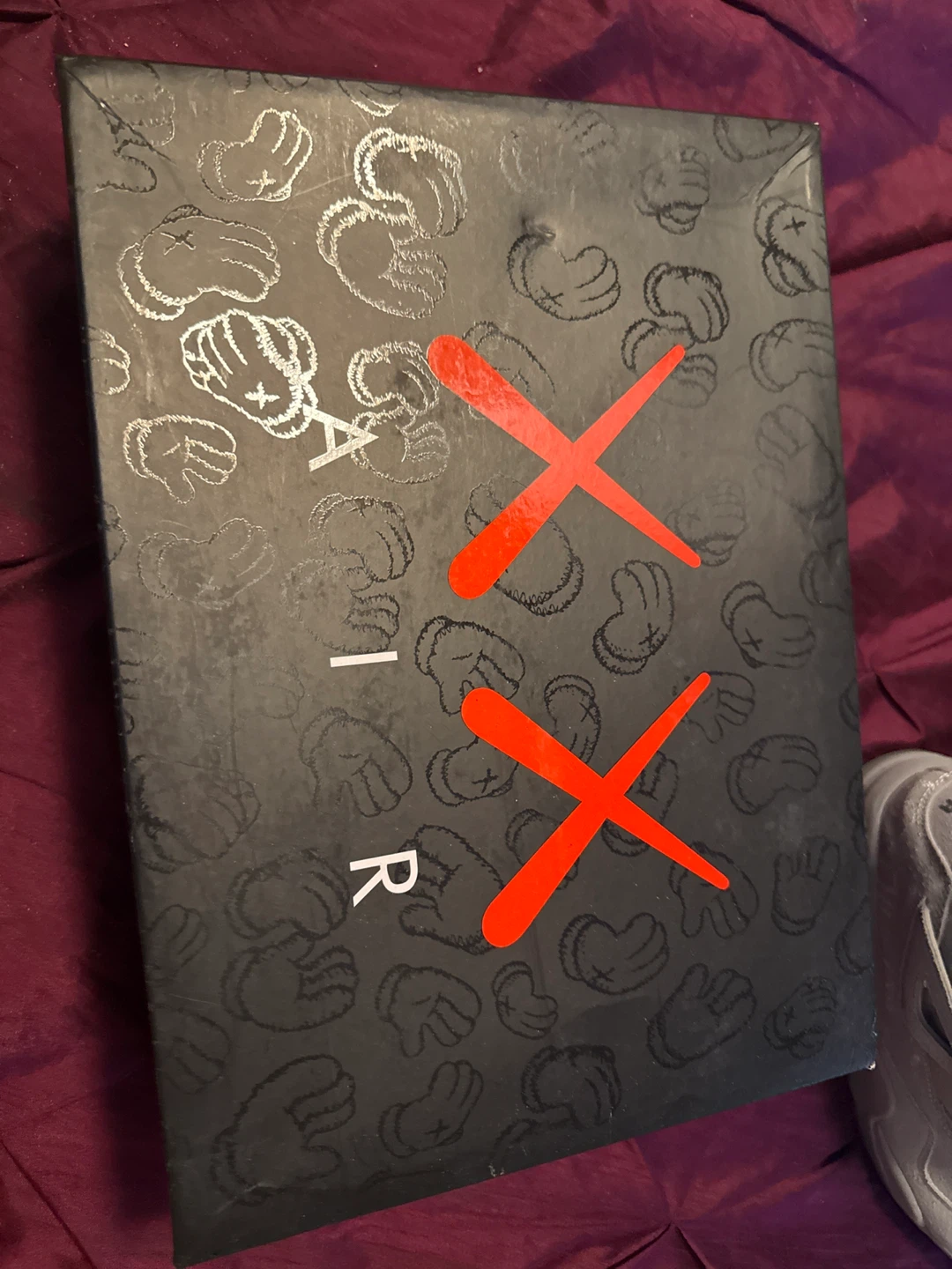 Air Jordan 4 Retro Kaws Grey - photo 4