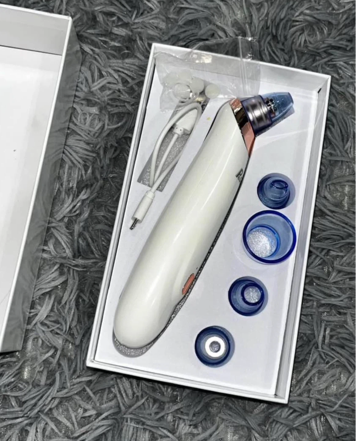 Pore Vacuum Blackhead Remover - photo 3