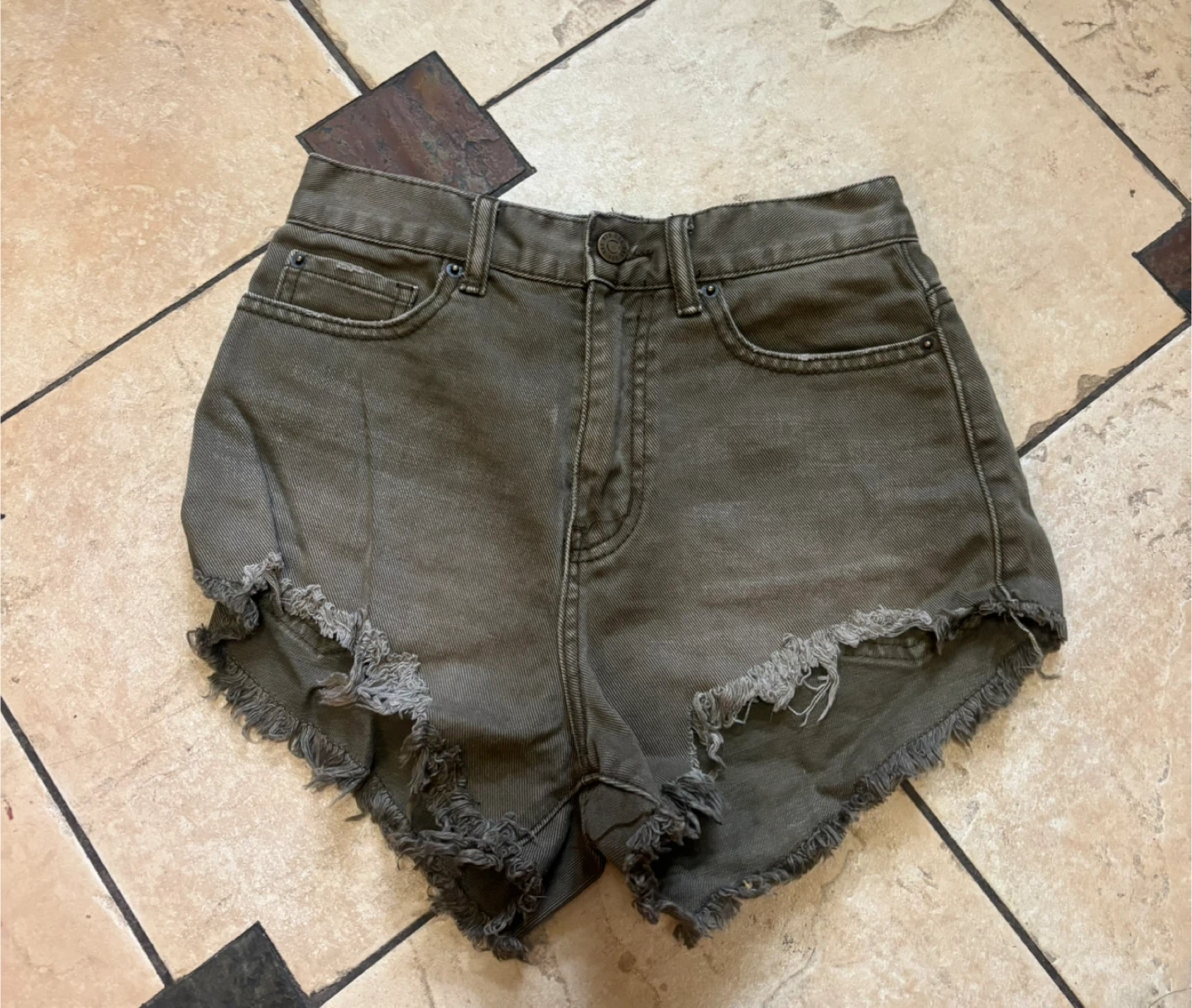 BDG "Cheeky Short" Size 24 Denim Shorts