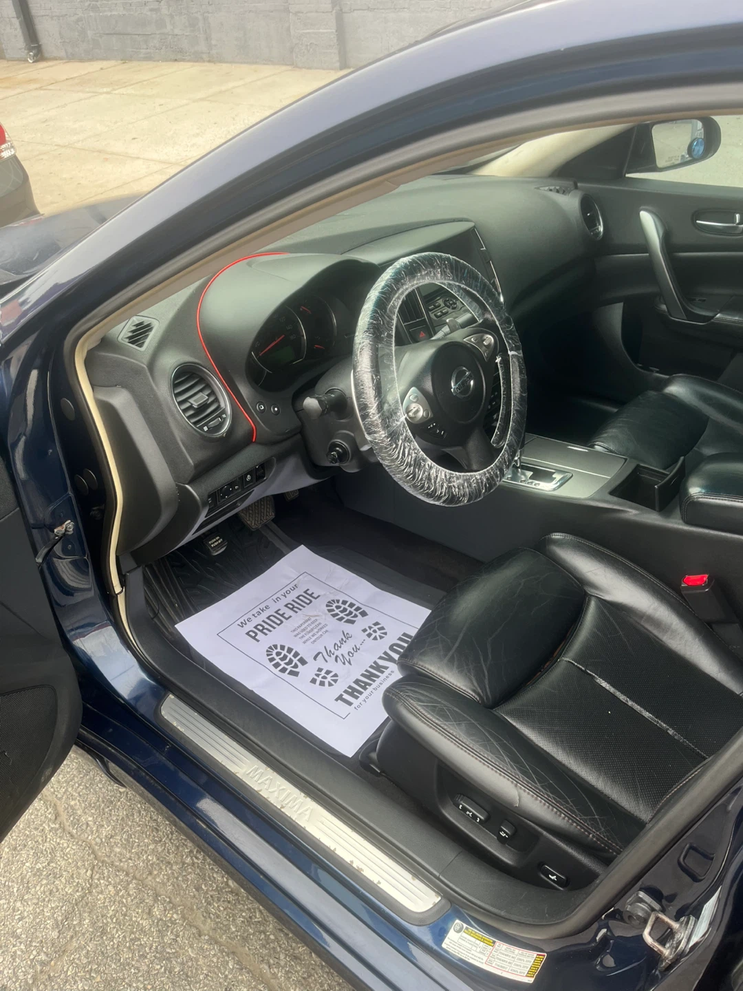 Nissan Maxima Sedan - photo 4