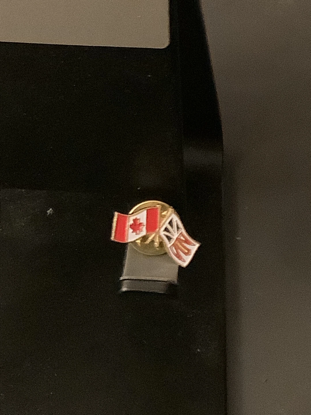 Canada+Newfoundland flag pin