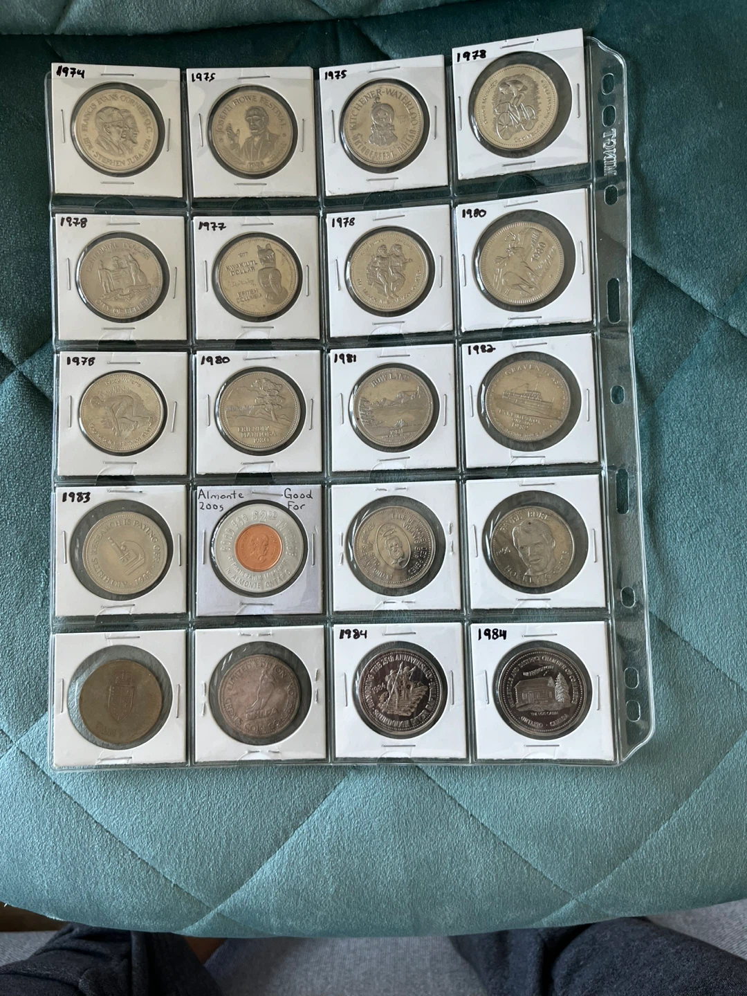 Vintage Canadian trade big dollar coins set - photo 2