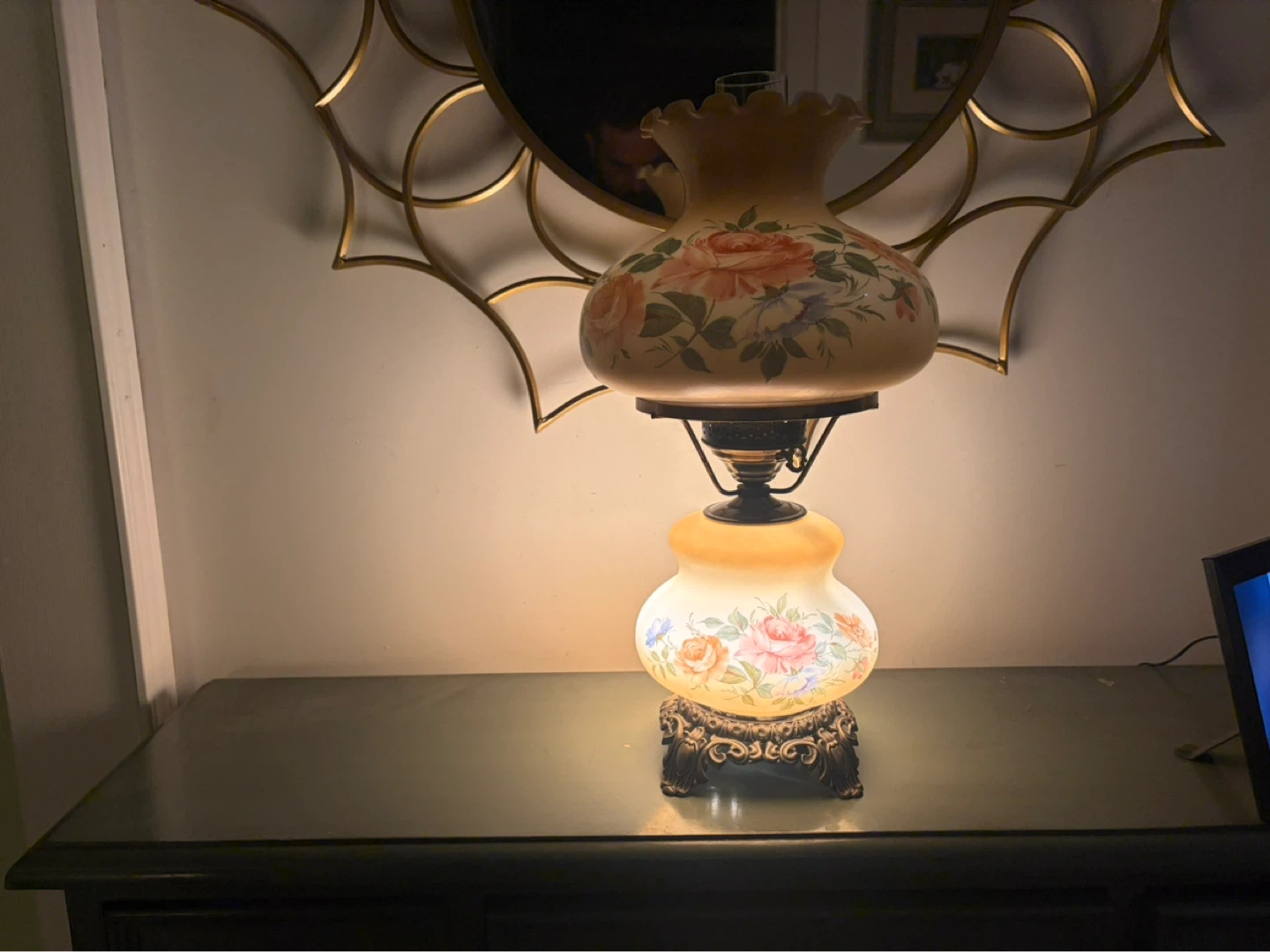 Vintage Floral Accent Lamp - photo 3