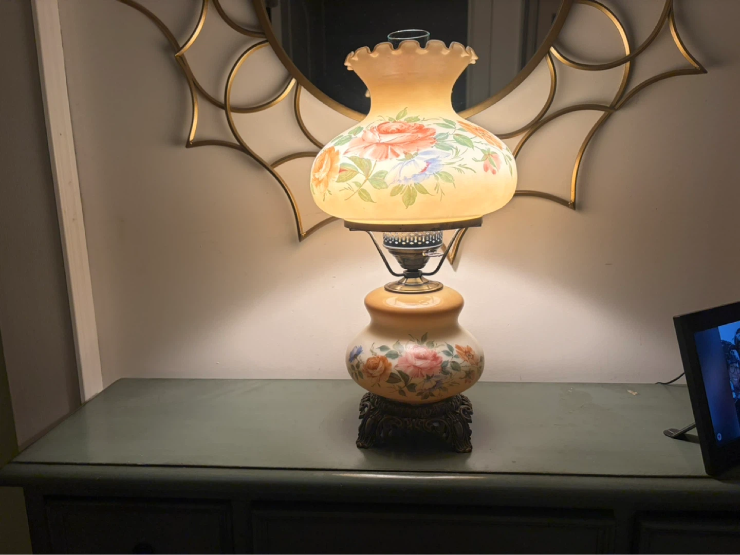 Vintage Floral Accent Lamp - photo 2