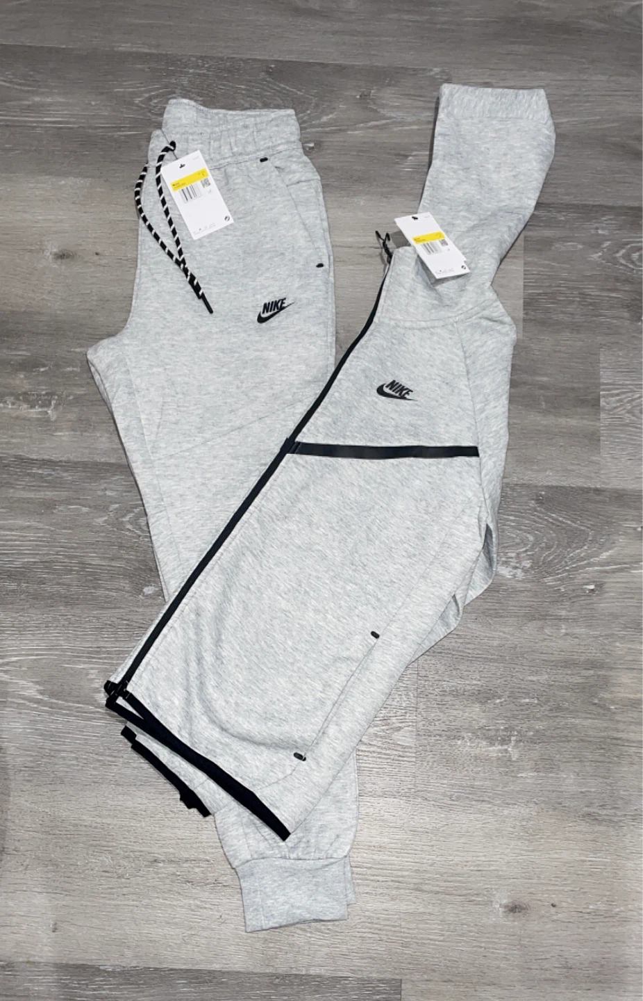 Nike Tech Fleece Joggers Grey