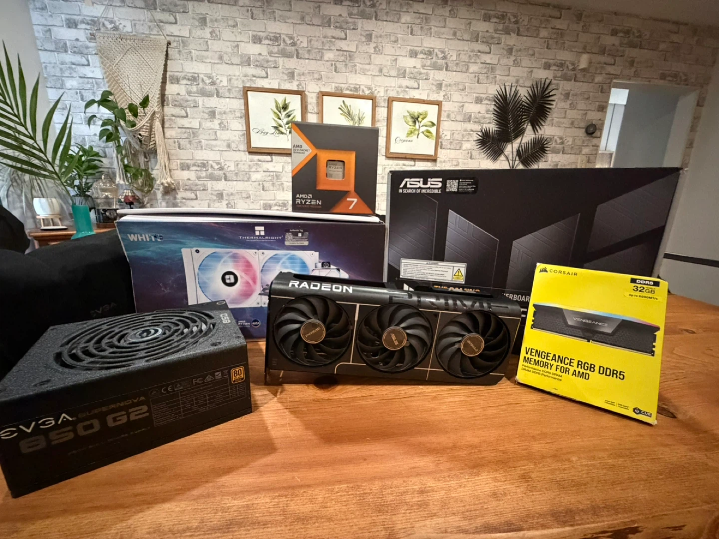 Gaming PC Component Bundle - AMD Ryzen, Radeon, Corsair