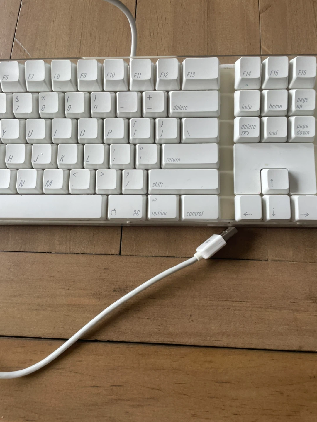 Apple USB Keyboard - photo 2