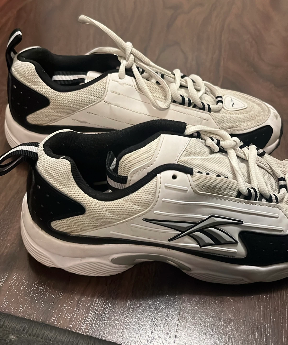 Reebok White and Black Running Shoes