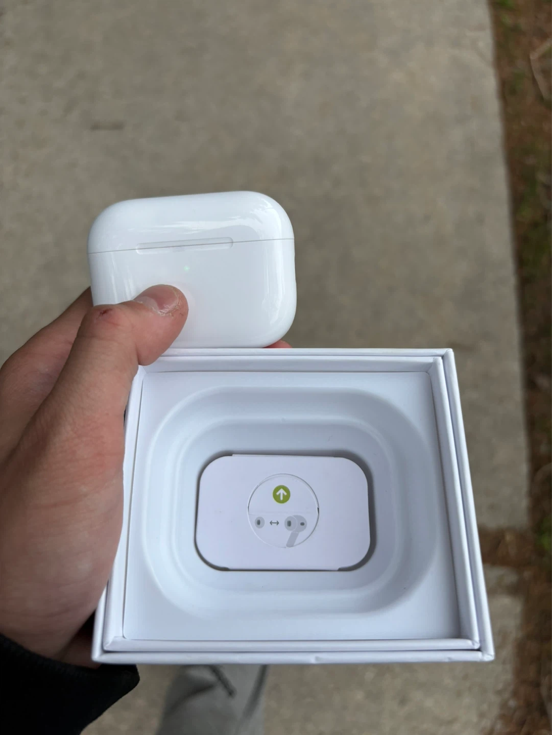 Apple AirPods Pro (3nd generation) - photo 3