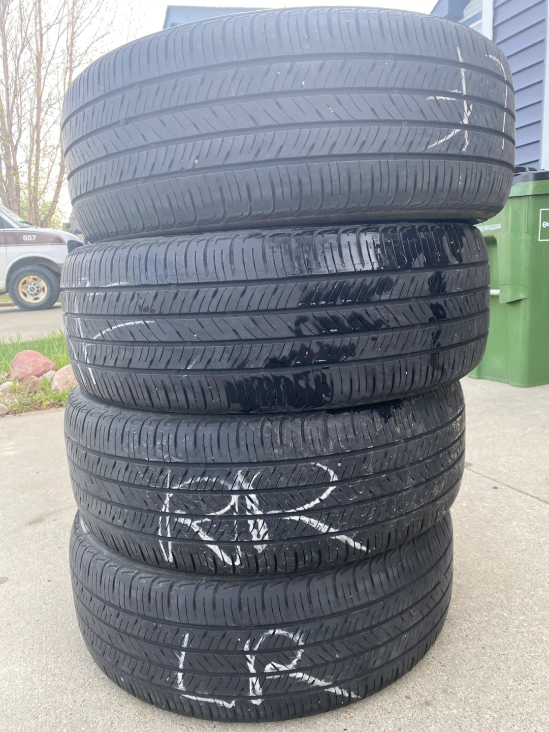 Set of 4 Kumho Solus TA31 Tires 215/55R17 94V