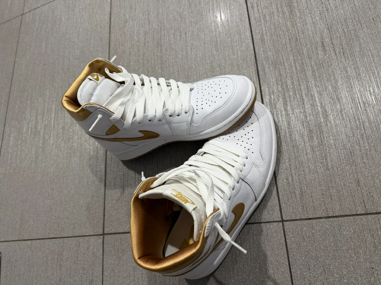 Nike Air Jordan 1 High OG White Gold Sneakers
