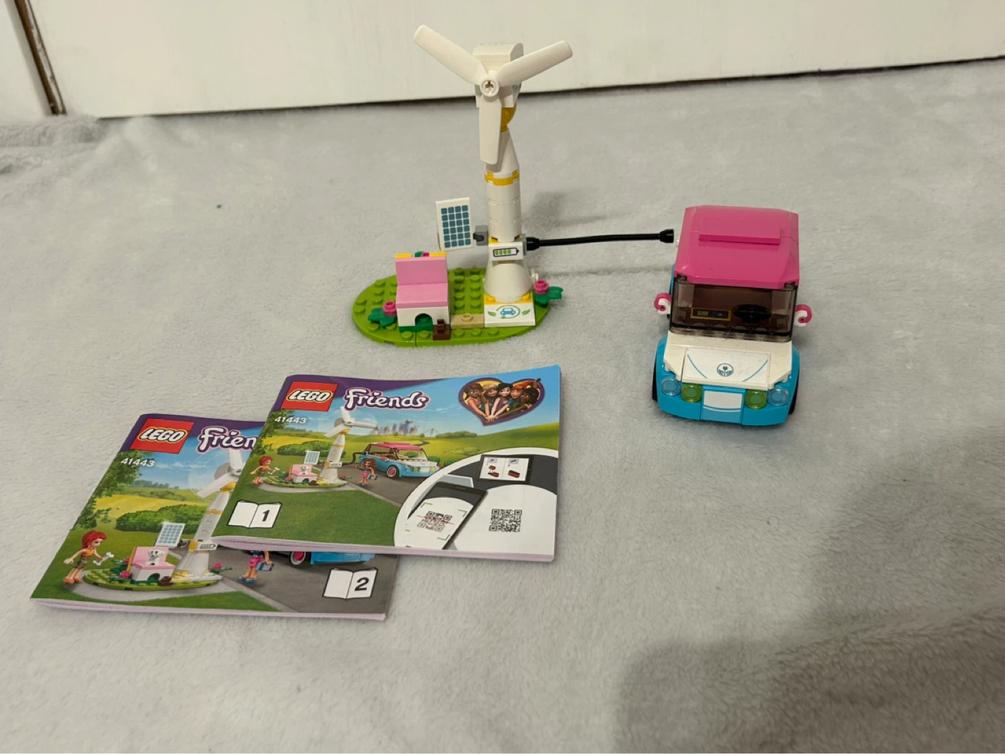 LEGO Friends 41443 Olivia's Electric Car Set - photo 2