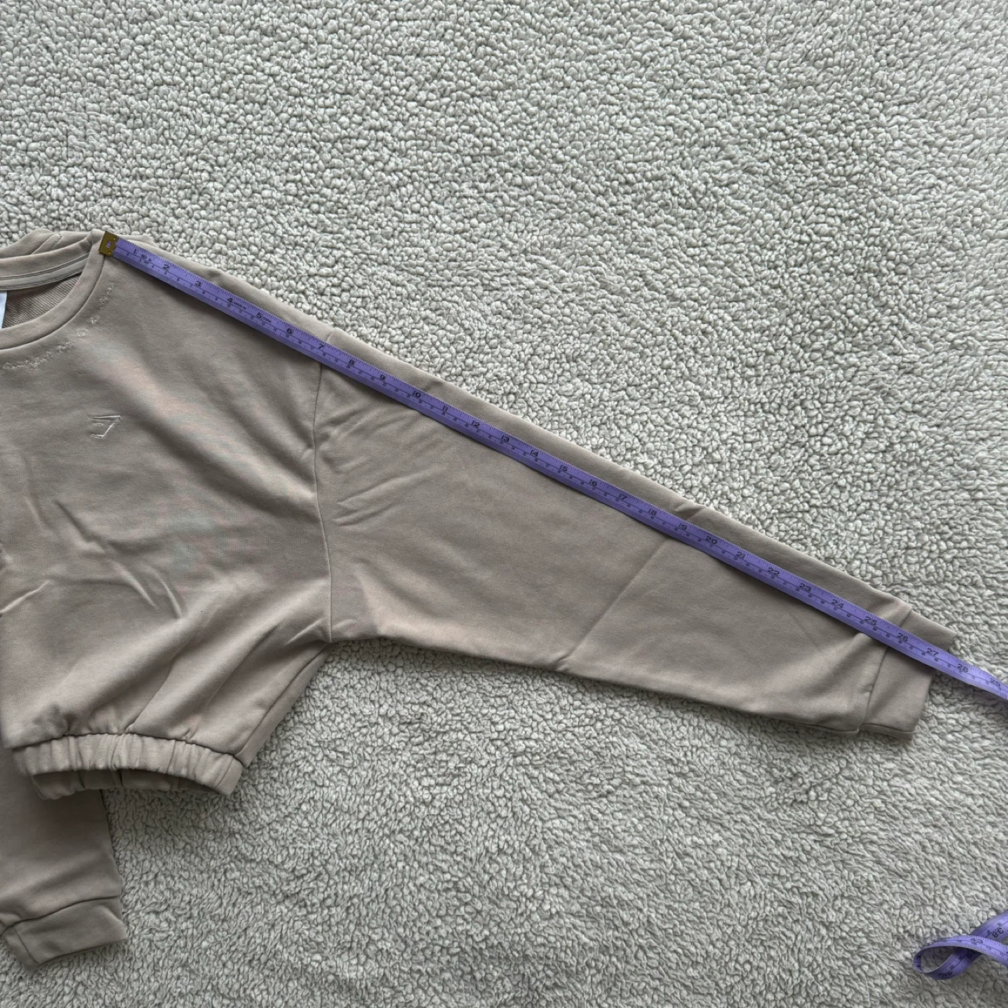 Gymshark Cropped Sweatshirt - photo 4