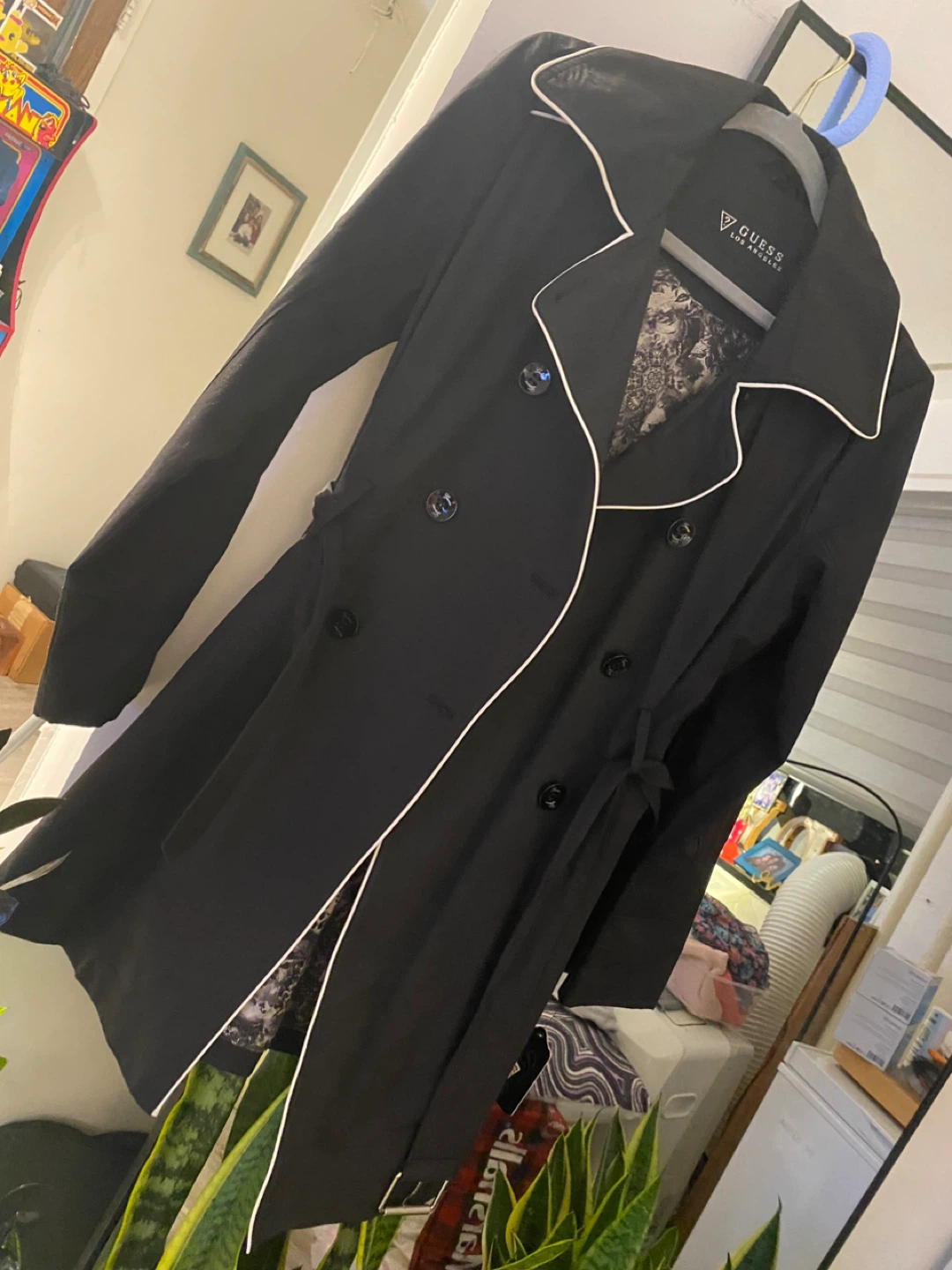 Guess Los Angeles black trench coat w/white contrast piping.