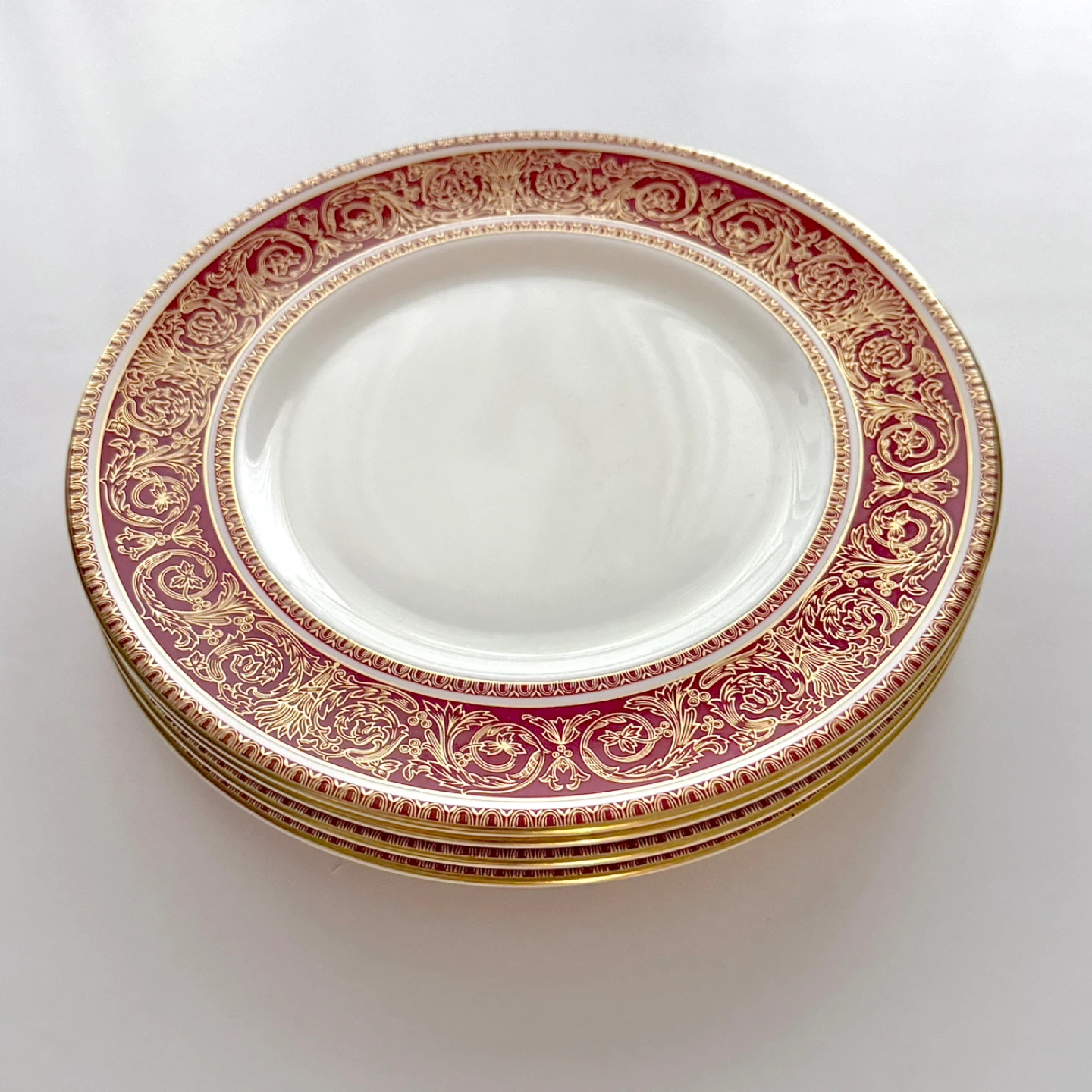 Set of 4 Royal Doulton Red Buckingham 8” plates - photo 4