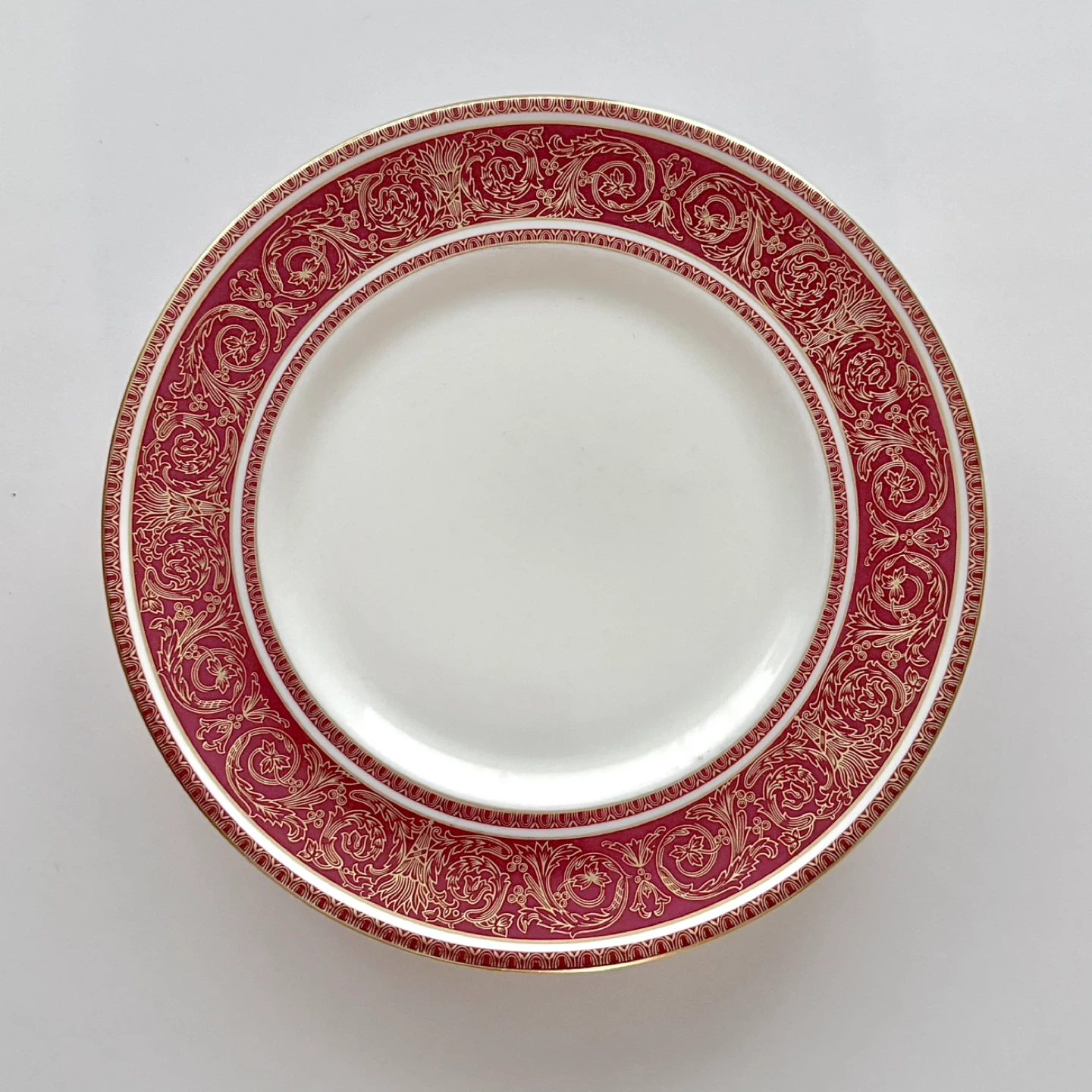 Set of 4 Royal Doulton Red Buckingham 8” plates