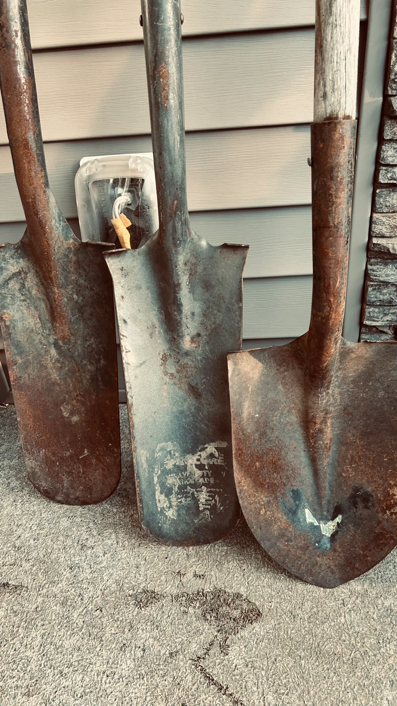 Steel Shovels – Heavy Duty – Set of 3 - photo 3