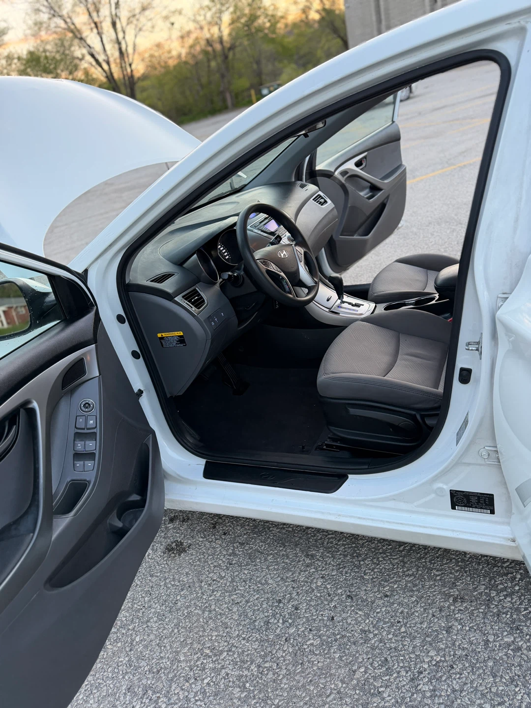 2012 Hyundai Elantra limited White Sedan - photo 4
