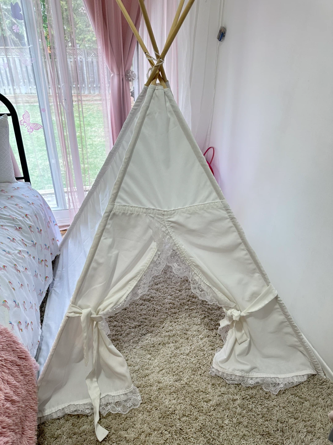 White Lace Trim Teepee Tent