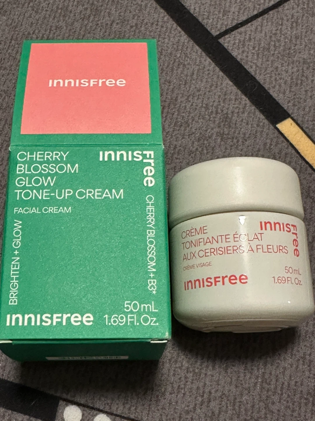 Innisfree Cherry Blossom Glow Tone-Up Cream 50mL