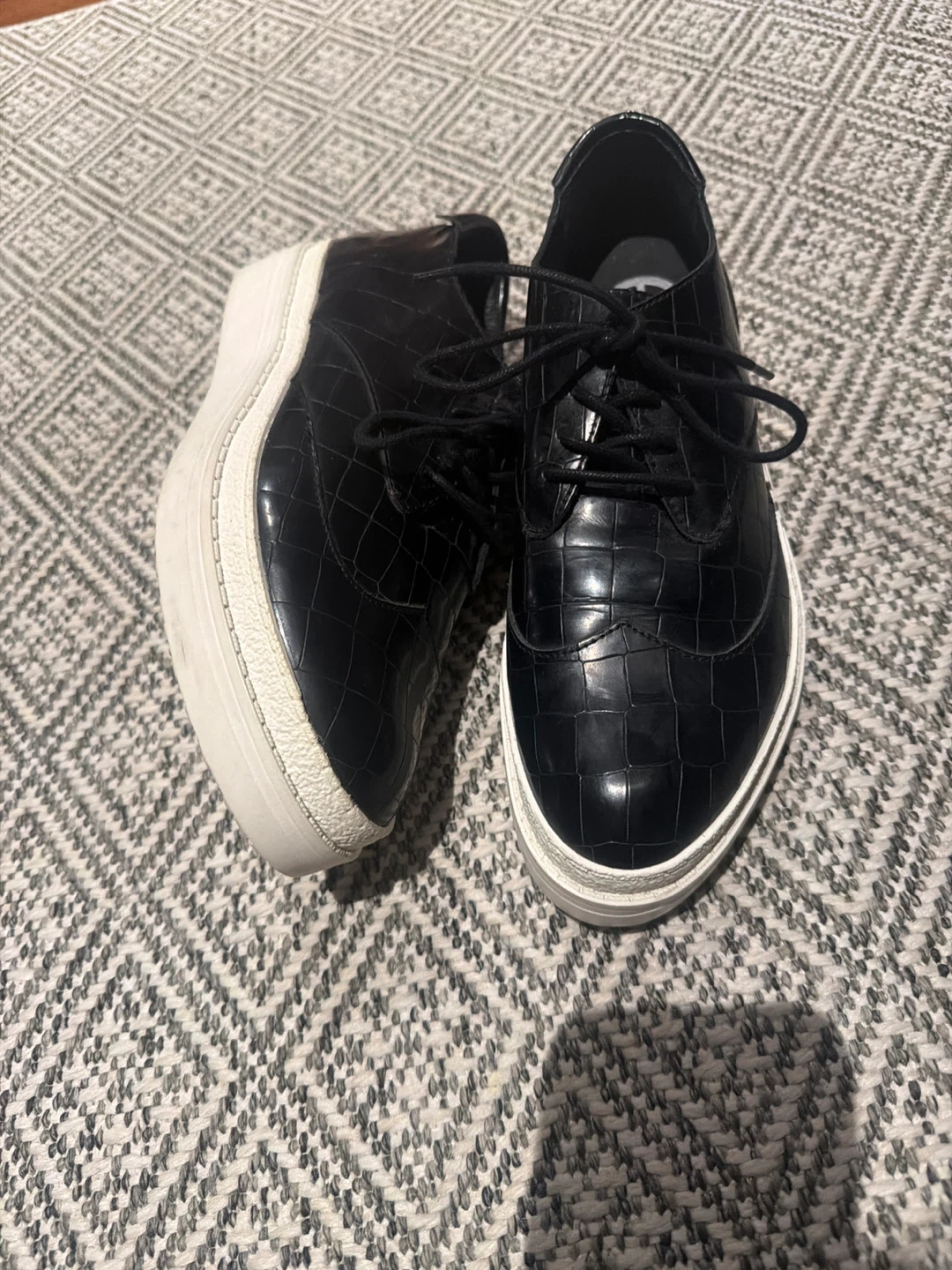 Wishbone Black Croc-Embossed Platform Lace-Up Shoes - photo 4