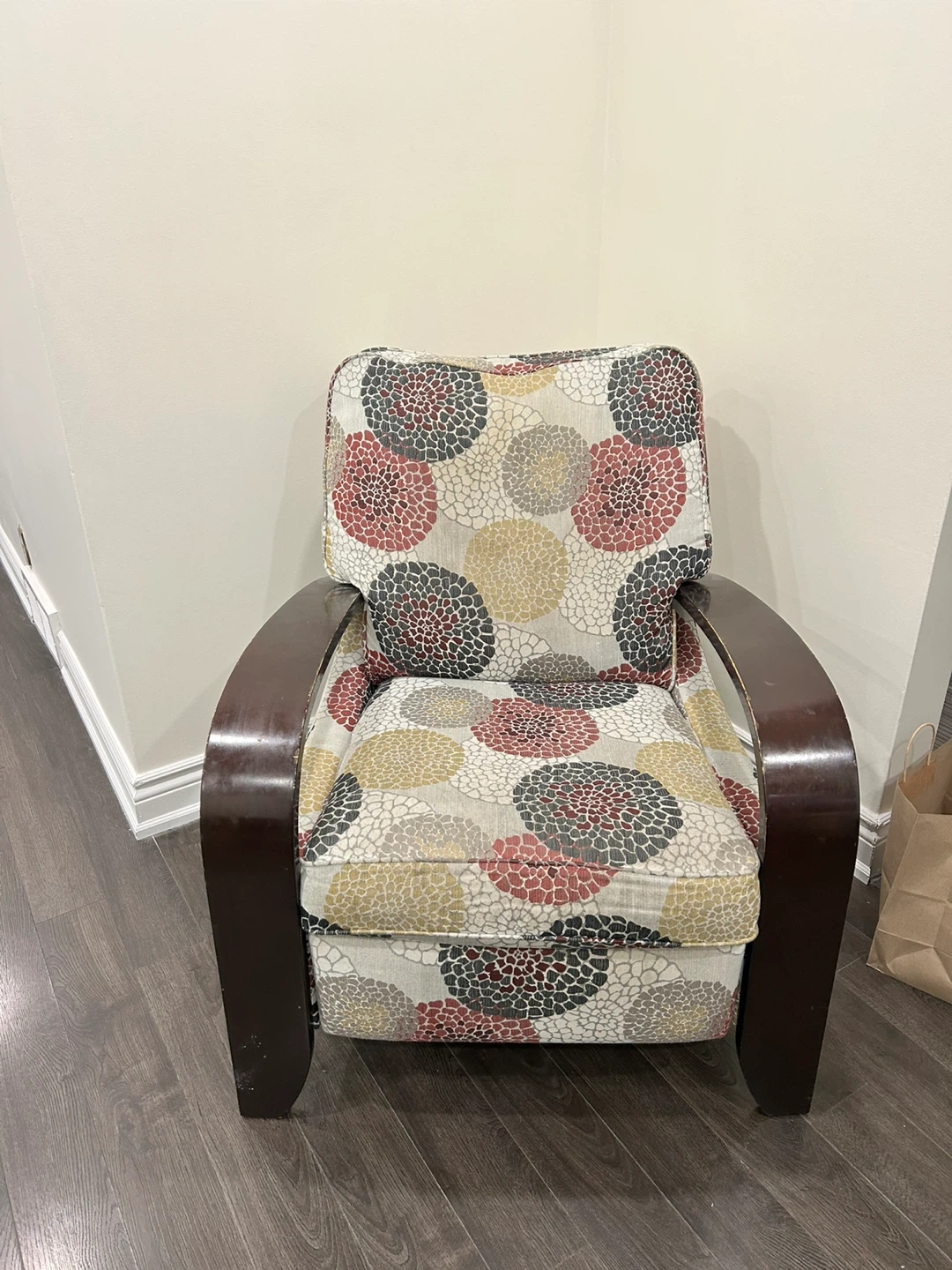 Accent Armchair with Floral Upholstery - photo 3